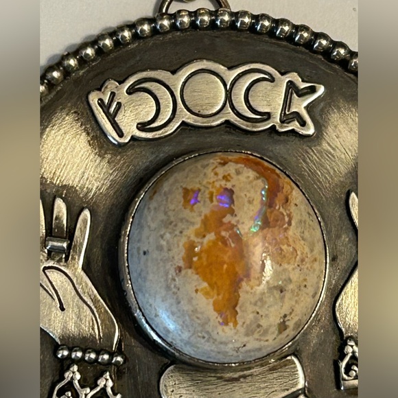 Rare Soliloquy Jewelry by Kerin Scales Fortune Teller Pendant - Picture 2 of 9